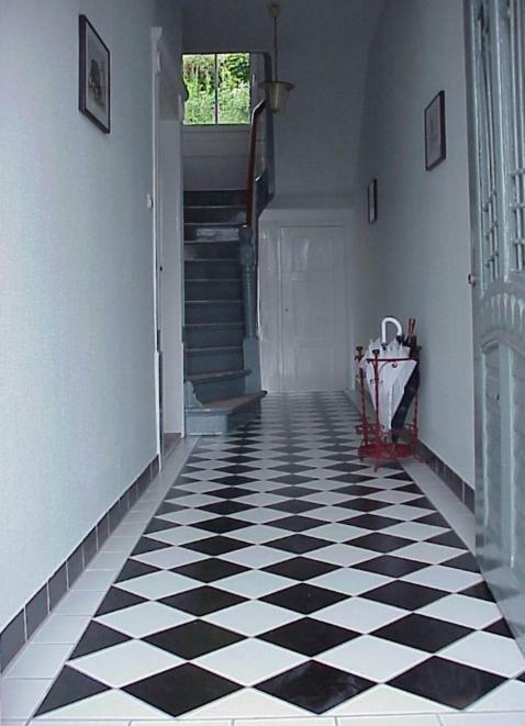 Ferienwohnung Appolonia นอยชตัดท์ อัน แดร์ ไวน์ชตราเซอ ภายนอก รูปภาพ
